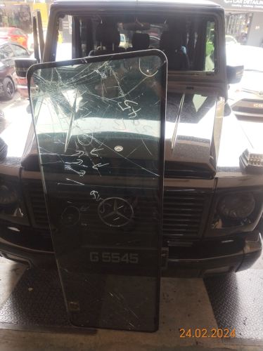 Mercedes G63 W463 Front Windscreen Replacement @Kota Damansara Selangor