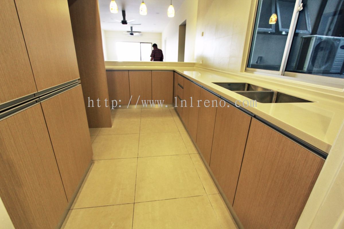 Selangor Kitchen Cabinet With Solid Plywood Laminated Abs Door