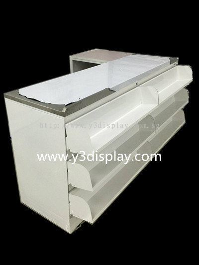 Y3 Display and Storage Pte Ltd:23001-6'CASHIER COUNTER & ECR STAND C/W 6 BOOK SHELF