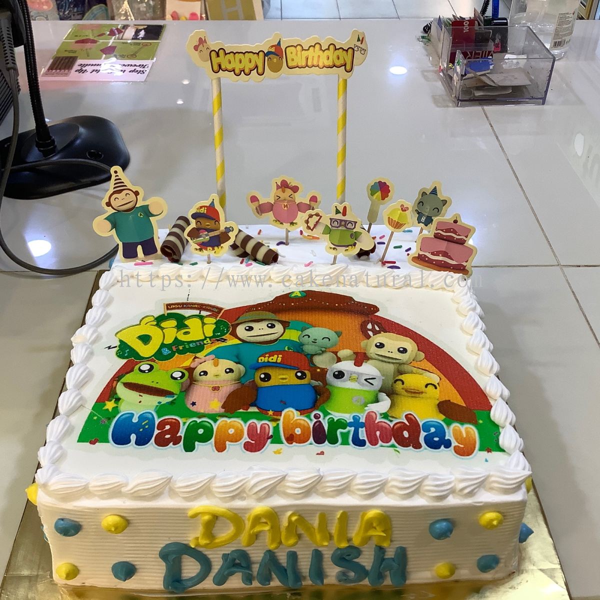 Amazing cake Didi and friends - YouTube
