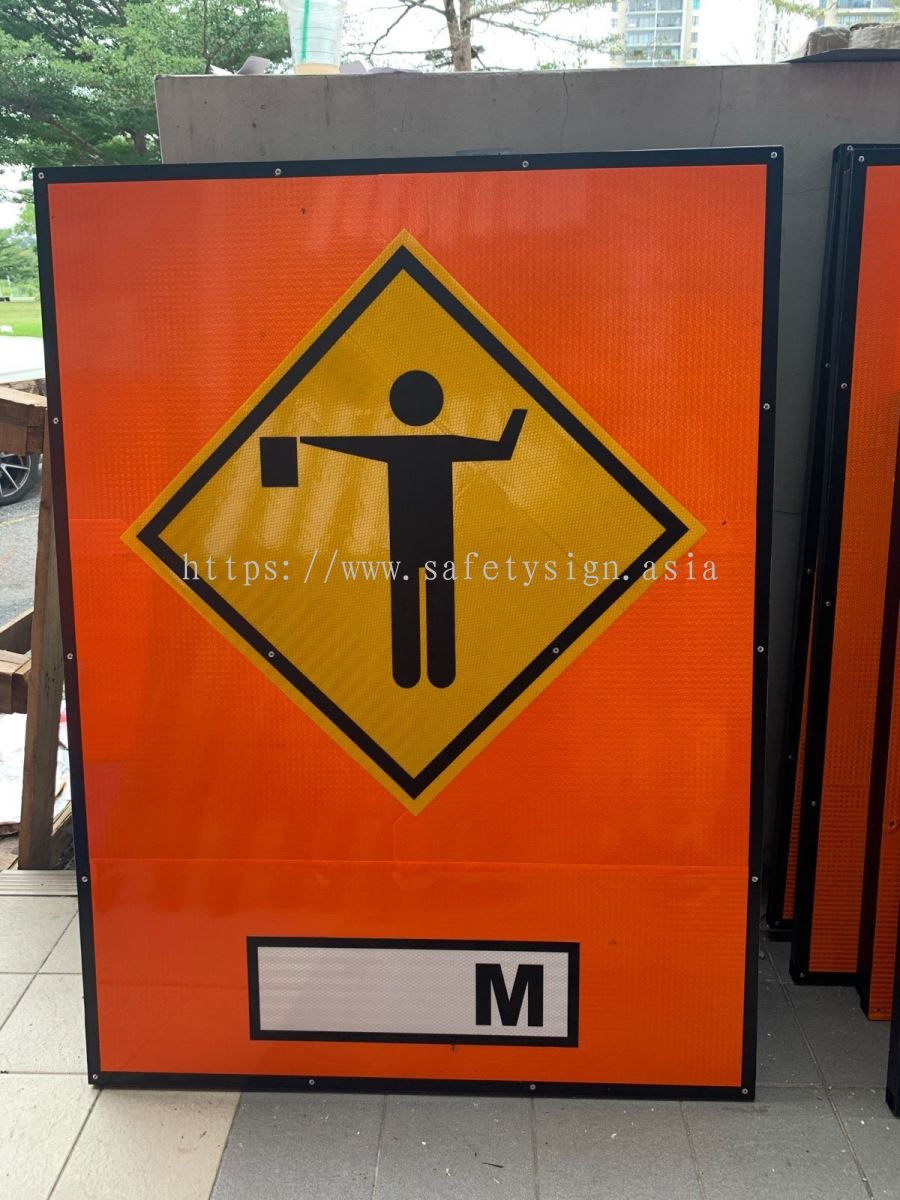 Selangor Vsafemkt Jkr Temporary Traffic Road Sign Flagman Size 4ft X 3ft Ream Standard Temporary Warning Road Sign From Vsafe Marketing