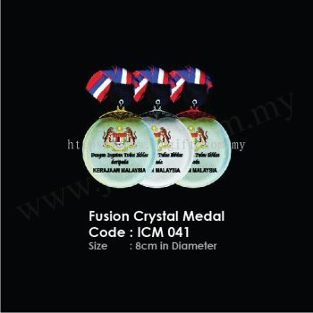 Fusion Crystal Medal ICM 041