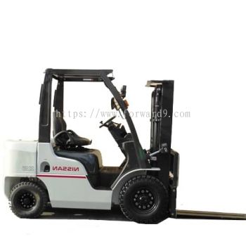 Recond/Second Hand Nissan Forklift for Rental