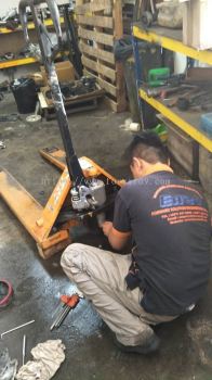 Repair & Services Hand Pallet Truck Johor Bahru