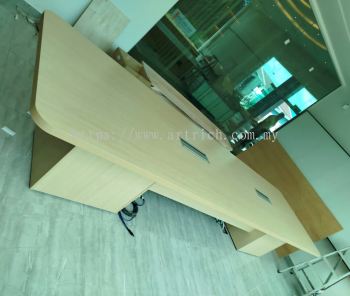 meeting table 