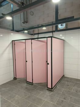 toilet cubicle 