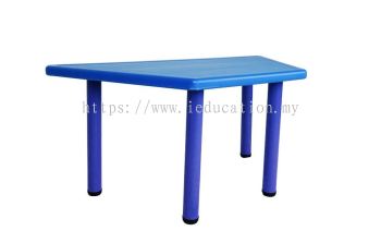 QYL002 Plastic Trapezoid Table (4'X 2')
