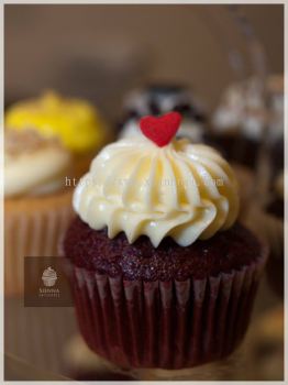 Red Velvet cupcake