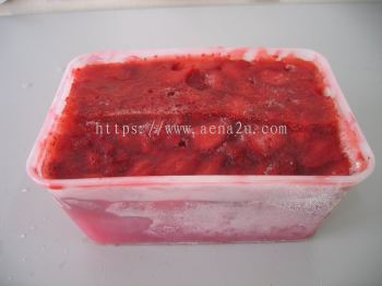 frozen slice strawberry