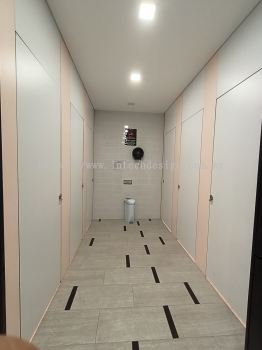 TOILET CUBICLE , KUBIKAL TANDAS,SHOPPING MALL TOILET CUBICLES