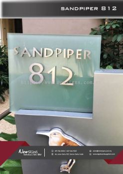 Stainless steel box up letterings_Sandpiper