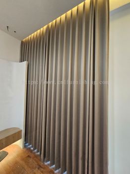 Elegant Shape Treatment Curtain