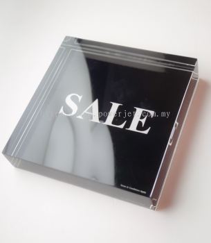 Acrylic Display - Retail Store Sales