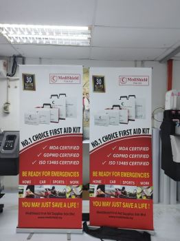 Roll up stand banner 