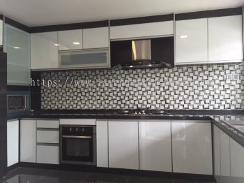 Kitchen Cabinet Design 