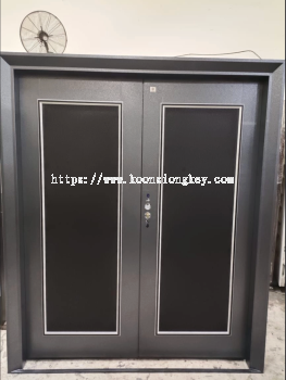 ASIA SAFETY DOOR 6X7 BLUE CR411 BLACK RH