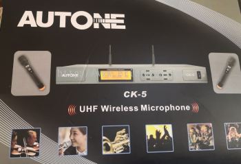 wireless microphone UHF