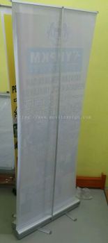 roll up banner for Exhibition  used  for 1week or 1month nor for sale RM 98 full set  limited  stock  only 