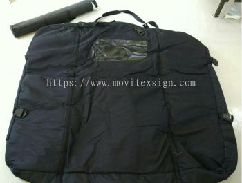 Exhibition bag /for Protection picture/Boards in size 5ft x56"x6"expandable able to f/up half size see picture */For goods that send  by courier services offer*Rm 100 limited edition (click for more detail)