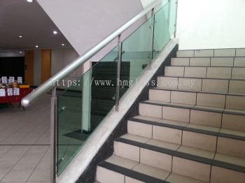 Staircase Glass Railing