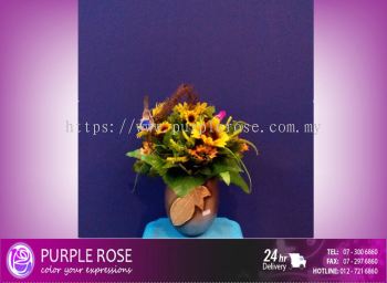 Vase Arrangement Set 55(SGD52)