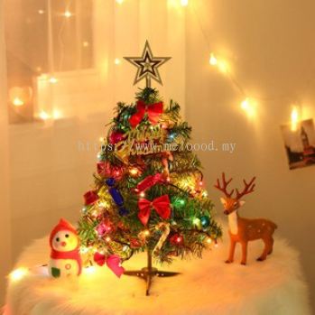 Christmas Tree with Lights / Christmas gift / Candles