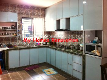 ALUMINIUM KITCHEN CABINET 