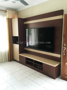 Customize TV cabinet TV Console in PJ Selangor Malaysia #plywood #melamine  #veneer #spray paint #laminate #customize #sliding door #anti jump #glass door #swing door #built in #nyatoh #oak #aluminium door #carcass #panel #fluted panel #drawer #tv hang on panel #partition #box up