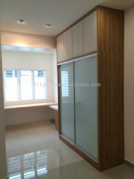 We are specialist in custom made Anti Jump sliding door wardrobe in PJ Selangor Malaysia