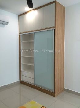 We are specialist in house renovation and Custom made Cabinet in Puchong Malaysia (FREE QUOTATION)