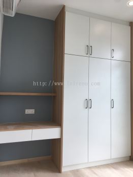 Customize built in wardrobe in PJ Selangor Malaysia #plywood #melamine  #veneer #spray paint #laminate #customize #sliding door #anti jump #glass door #swing door #built in #nyatoh #oak #aluminium door #carcass