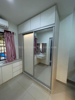 We are specialist in custom made Anti Jump sliding door wardrobe in PJ Selangor Malaysia