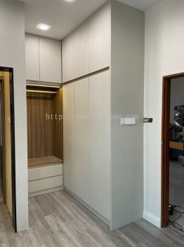 We are specialist in custom made Swing door wardrobe with 3G glass laminate door melamine door door in PJ Selangor Malaysia