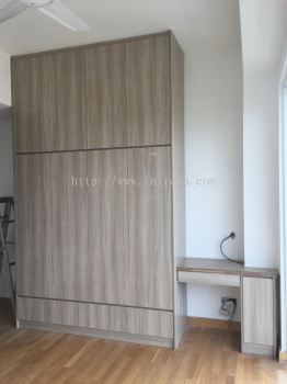 We are specialist in custom made Swing door wardrobe with 3G glass laminate door melamine door door in PJ Selangor Malaysia