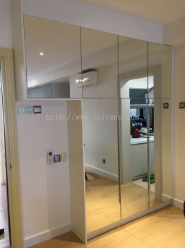 We are specialist in custom made Swing door wardrobe with 3G glass laminate door melamine door door in PJ Selangor Malaysia