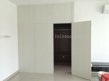 Customize built in wardrobe in PJ Selangor Malaysia #plywood #melamine  #veneer #spray paint #laminate #customize #sliding door #anti jump #glass door #swing door #built in #nyatoh #oak #aluminium door #carcass