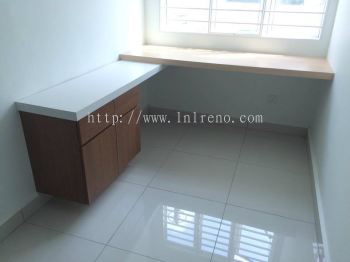 Customize Working Desk Study Table in PJ Selangor Malaysia #plywood #melamine  #veneer #spray paint #laminate #customize #sliding door #glass door #swing door #built in #nyatoh #oak #aluminium door #carcass #panel #fluted panel #drawer #tv hang on panel #partition #box up #shelves #open shelves #table #study #working