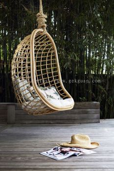 HC 026 - RATTAN HANGING CHAIR