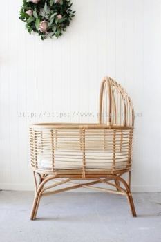 RBB 040 - RATTAN BABY BED