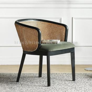 043 - WOODEN DINING CHAIR