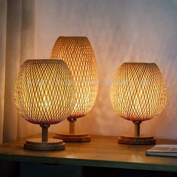 STA 010 - RATTAN TABLE LAMP