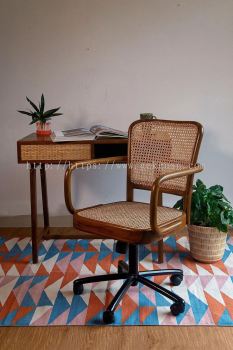 OC 007 - RATTAN OFFICE CHAIR 