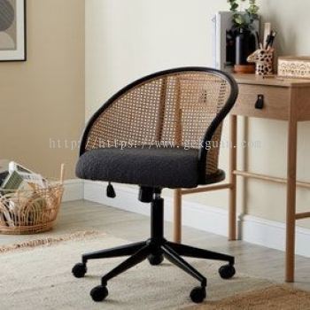 OC 011 - RATTAN OFFICE CHAIR 