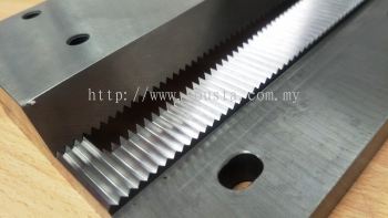 Zig Zag Cutting Knives