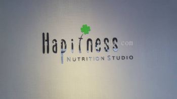 Hapitness Nutrition Studio 亚克力牌