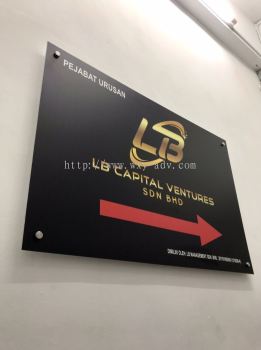 LB CAPITAL VENTURES SDN BHD 亚克力牌