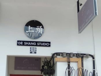 DE SHANG STUDIO Acrylic Signage