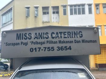 MISS ANIS CATERING 罗里贴纸