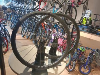 Elitewheels ENT 40mm Carbon Wheelset Rim