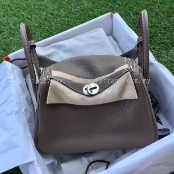 (SOLD) Brand New Hermes Lindy 26 Etoupe